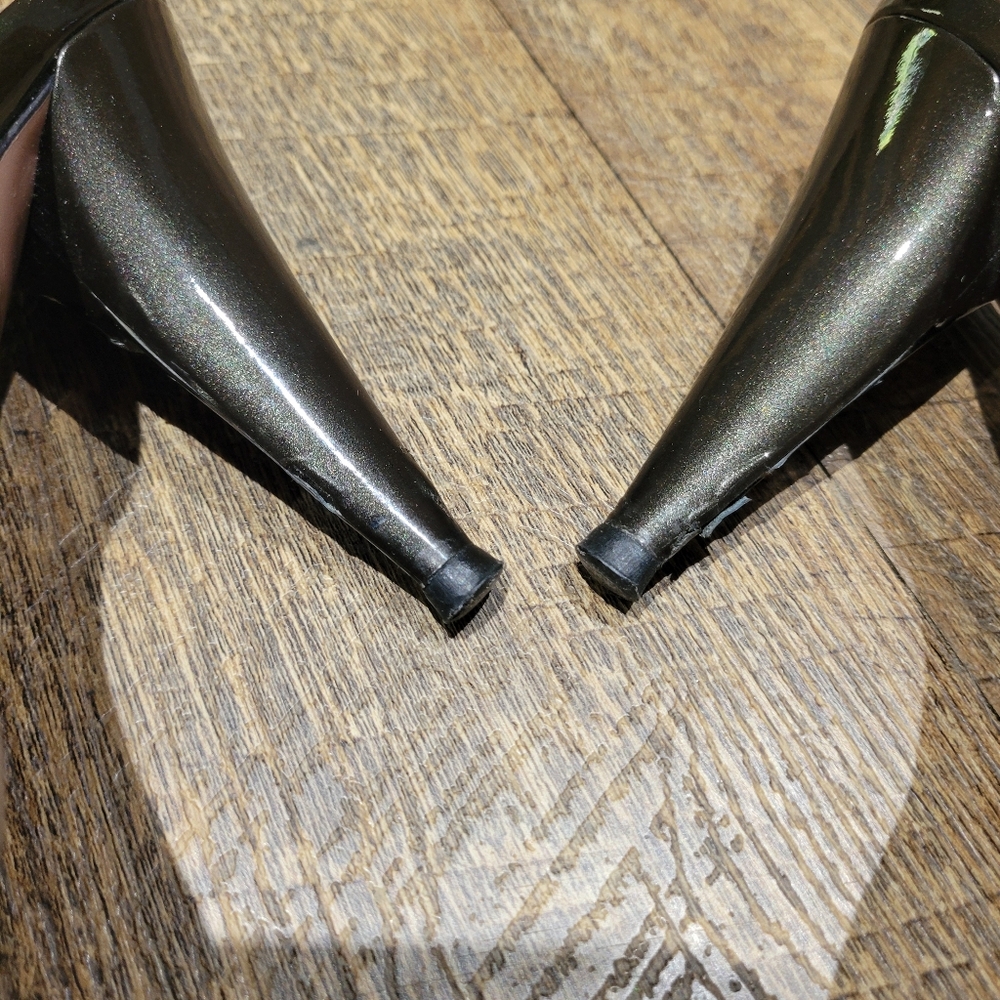 Prada Black and Brown Strappy Heels - Picture 16 of 16